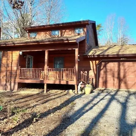 Cozy And Comfy With Lake Access